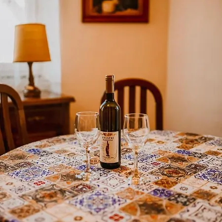 Apartment Apartman Balkon *